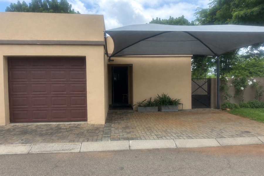 2 Bedroom Property for Sale in Waterval East North West